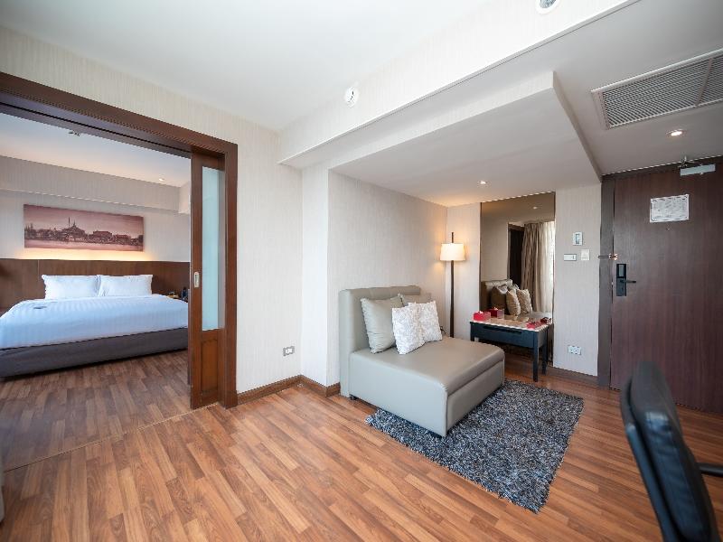 Ramada Plaza by Wyndham Bangkok Menam Riverside - Oda