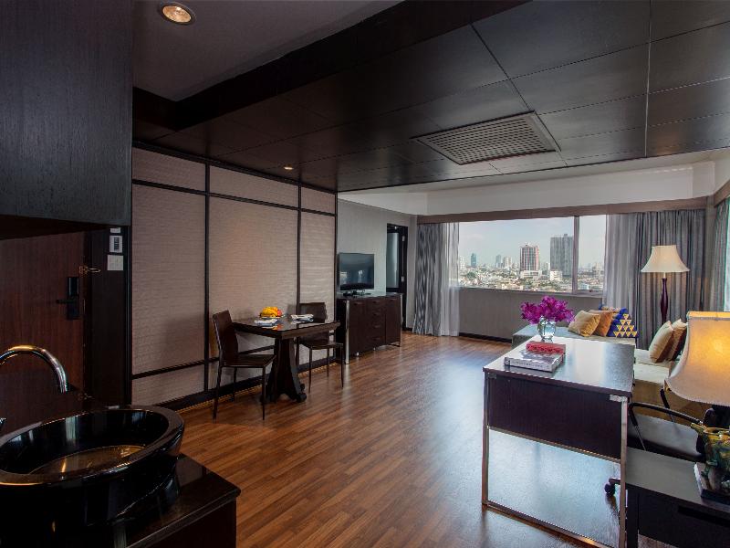 Ramada Plaza by Wyndham Bangkok Menam Riverside - Oda