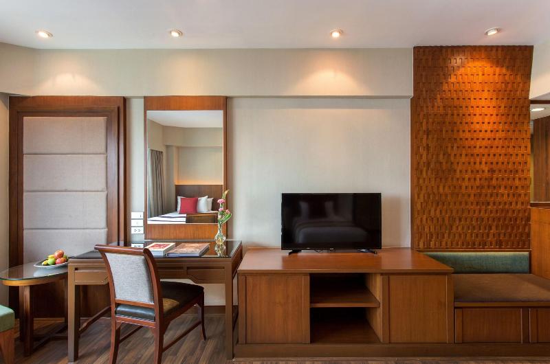 Ramada Plaza by Wyndham Bangkok Menam Riverside - Oda