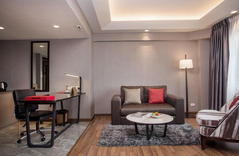 Ramada Plaza by Wyndham Bangkok Menam Riverside - Oda