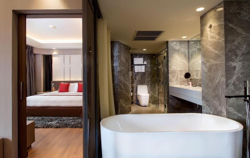 Ramada Plaza by Wyndham Bangkok Menam Riverside - Oda