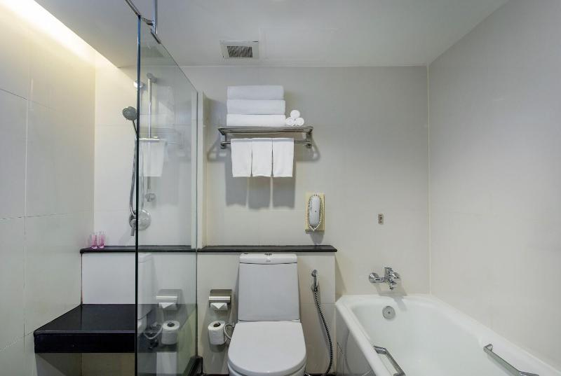 Ramada Plaza by Wyndham Bangkok Menam Riverside - Oda