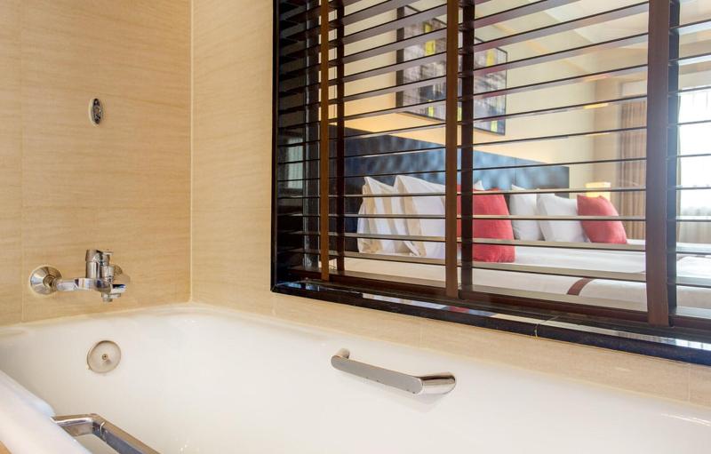 Ramada Plaza by Wyndham Bangkok Menam Riverside - Oda