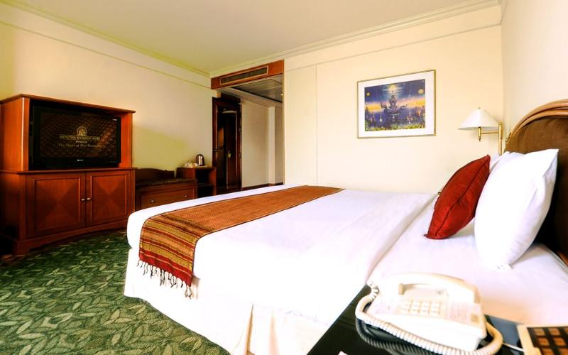 Montien Riverside Bangkok Hotel - Oda