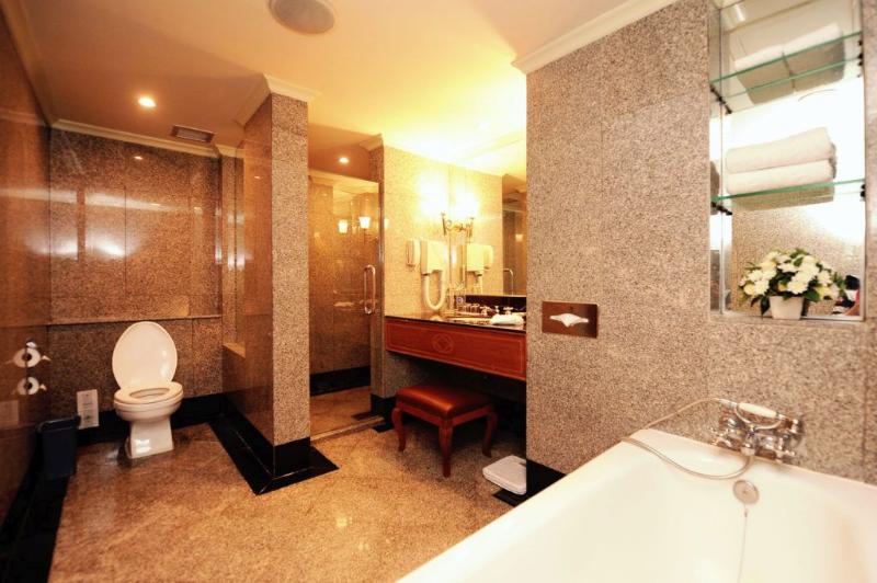 Montien Riverside Bangkok Hotel - Oda