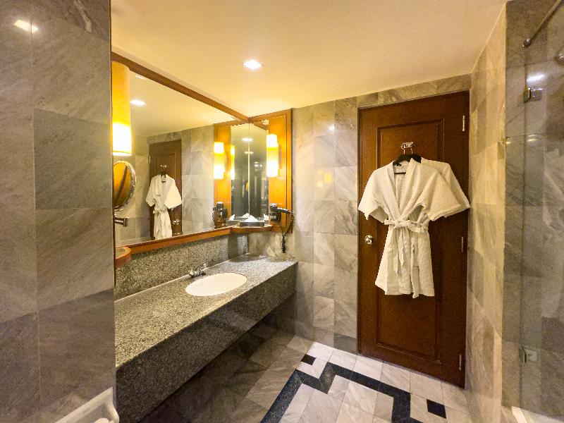 Rembrandt Hotel Bangkok - Oda