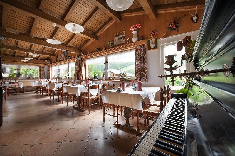 Hotel Steinbock - Lobi