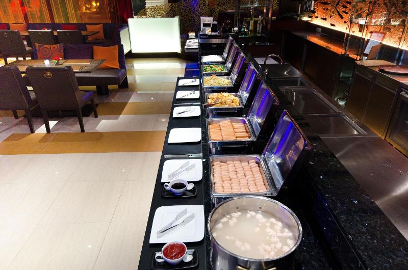 Tongtara Riverview - Restoran