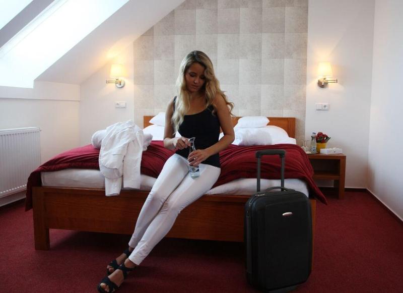 Hotel Horal - Oda