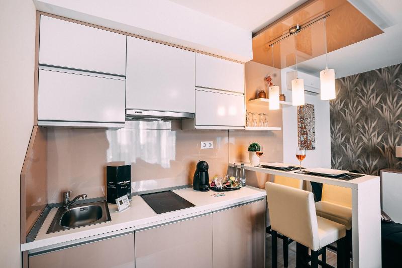 Auris Hotel - Oda