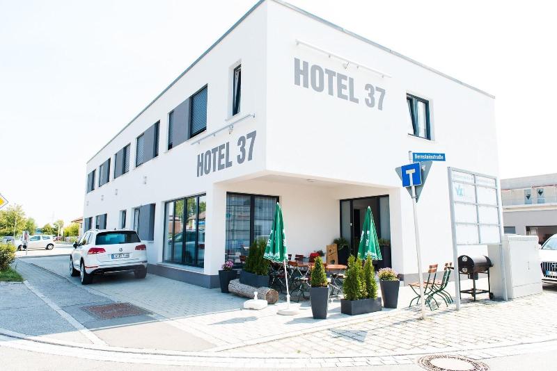 Hotel 37 - Genel