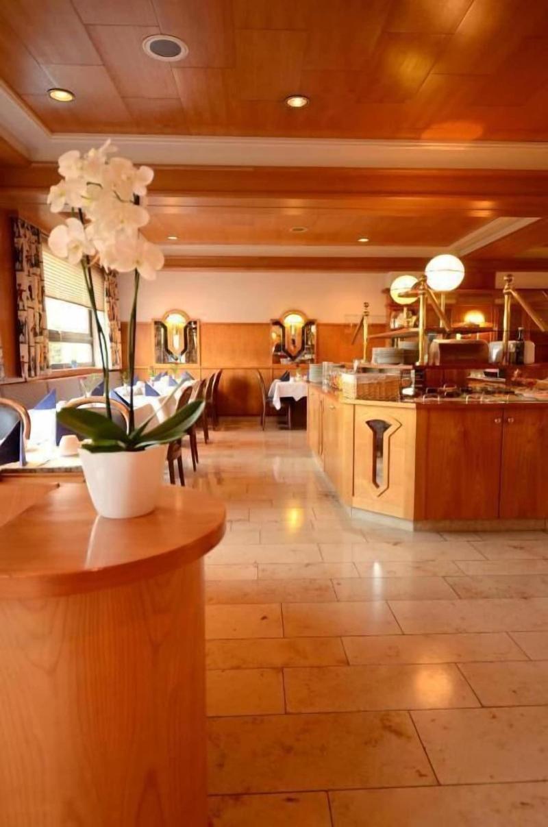 Hotel Altbacher Hof - Lobi