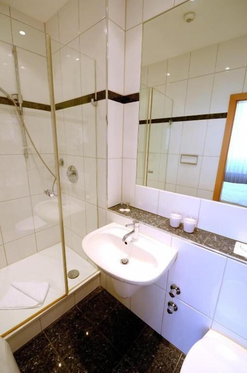Hotel Altbacher Hof - Oda