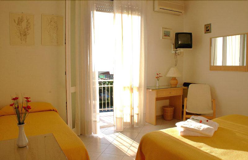 Hotel Alk - Oda