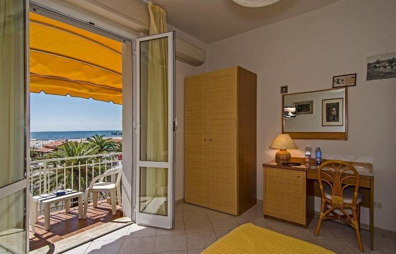 Hotel Alk - Oda
