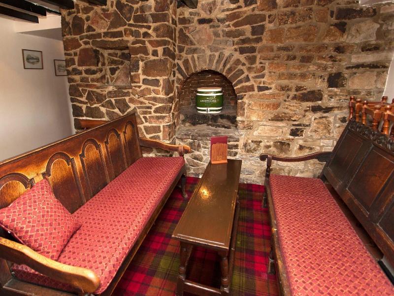 The Izaak Walton Hotel - Bar