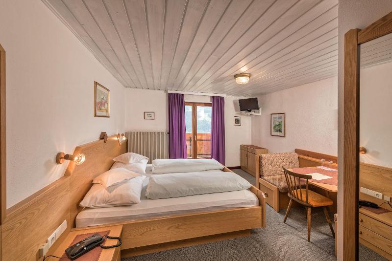 Hotel Alpenland - Oda