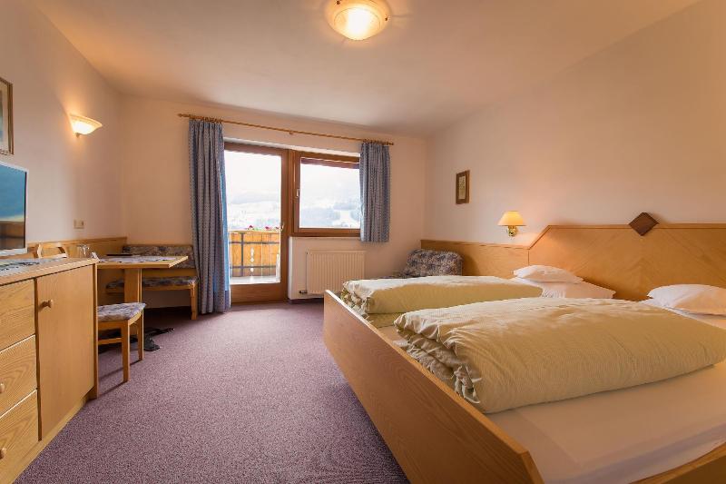 Hotel Alpenland - Oda
