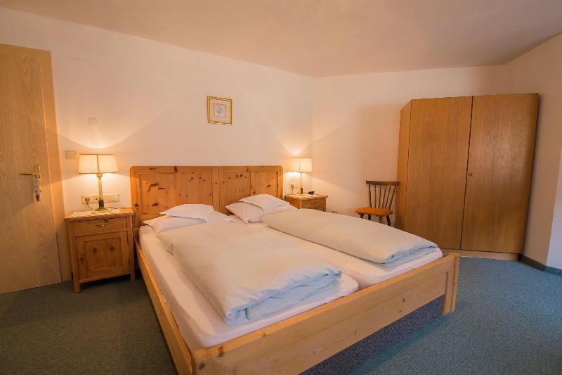 Hotel Alpenland - Oda