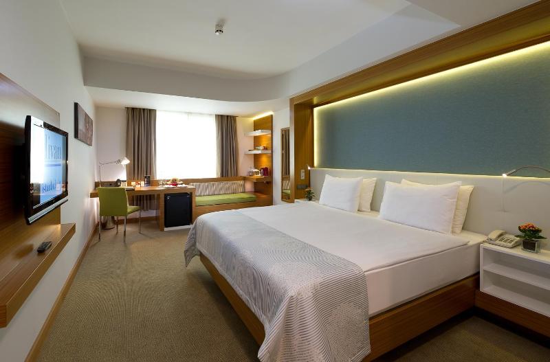 Occidental Istanbul city - Teras