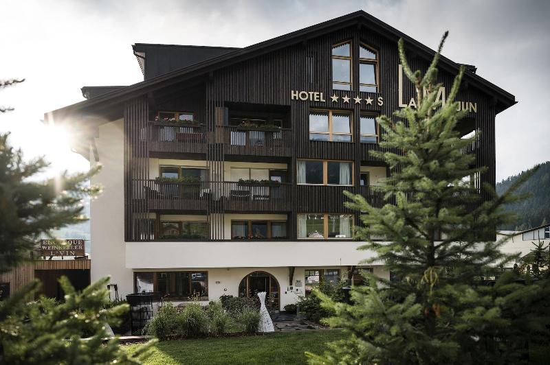 Hotel La Majun - Genel
