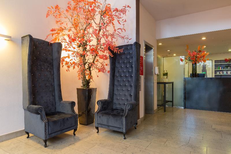 Leonardo Hotel Utrecht City Center - Lobi