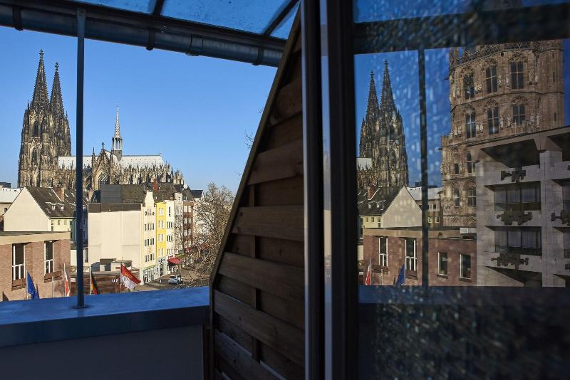 Koncept Hotel Zum Kostbaren Blut - Genel