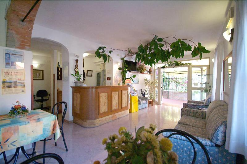 Hotel Anselmi - Lobi