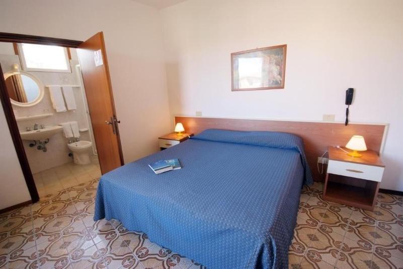 Hotel Anselmi - Oda