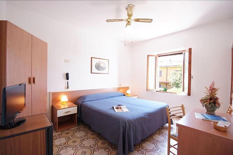 Hotel Anselmi - Oda