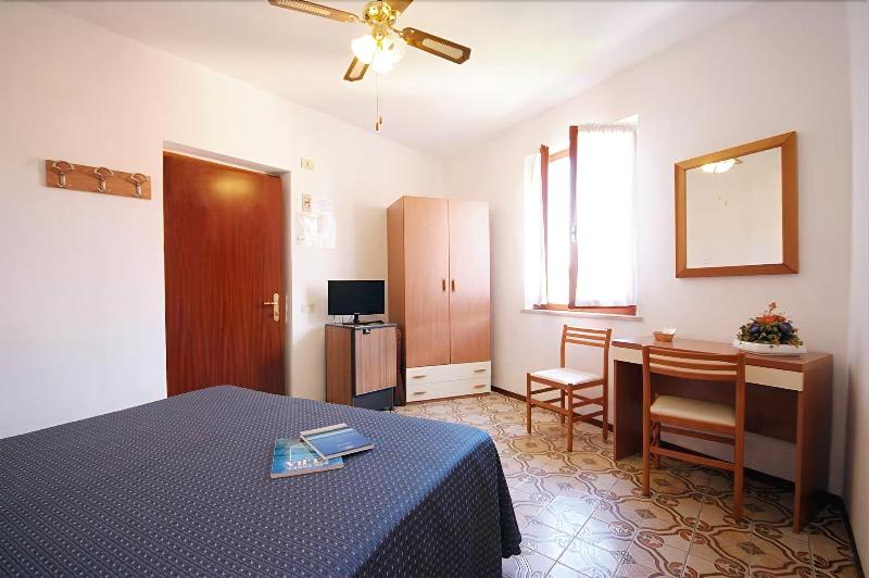 Hotel Anselmi - Oda