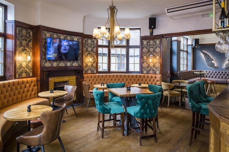 Three Falcons Hotel - Toplantı