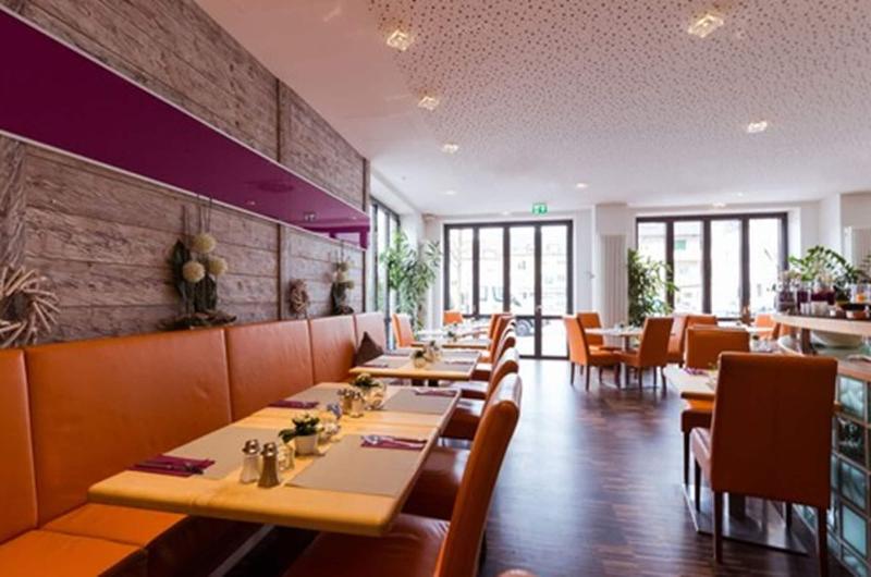 Hotel Arooma - Restoran