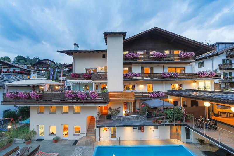 Hotel Berghang - Genel