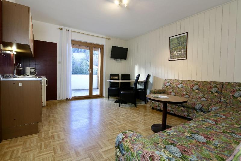 Hotel Berghang - Oda
