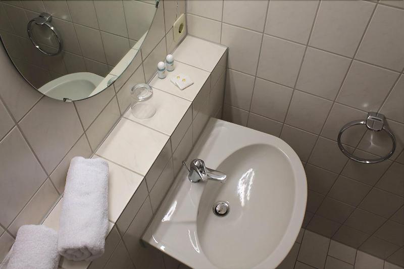 AR Boutique Hotel Heusenstamm - Oda