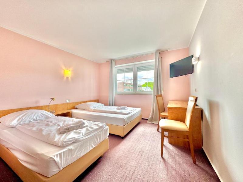 AR Boutique Hotel Heusenstamm - Oda