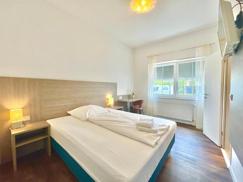 AR Boutique Hotel Heusenstamm - Oda