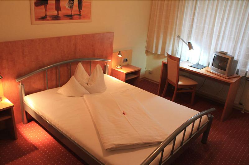 AR Boutique Hotel Heusenstamm - Oda