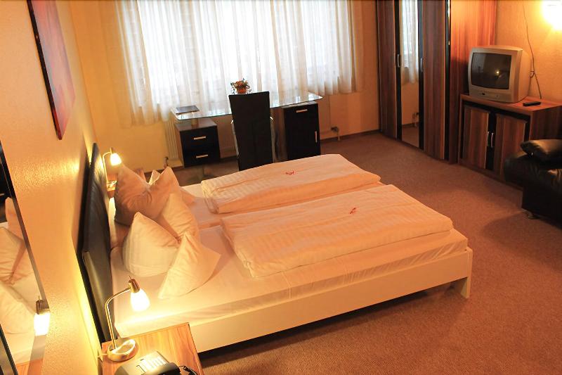 AR Boutique Hotel Heusenstamm - Oda