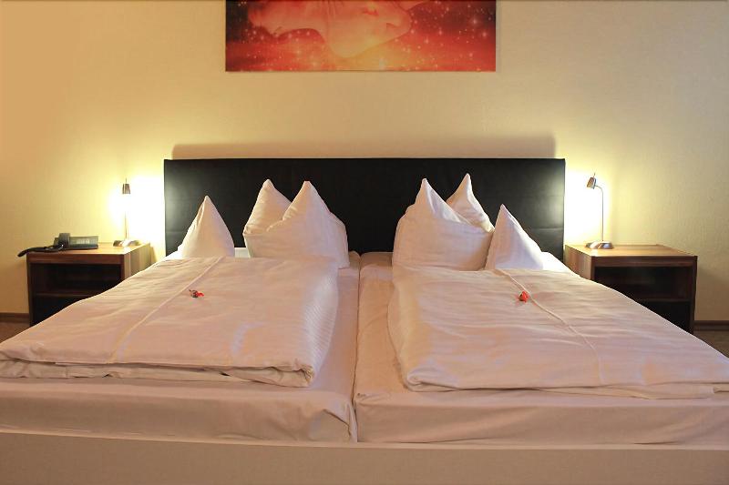 AR Boutique Hotel Heusenstamm - Oda
