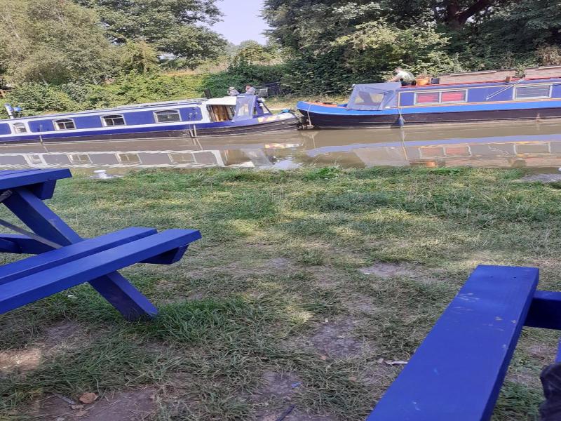 The Barge Inn - Genel