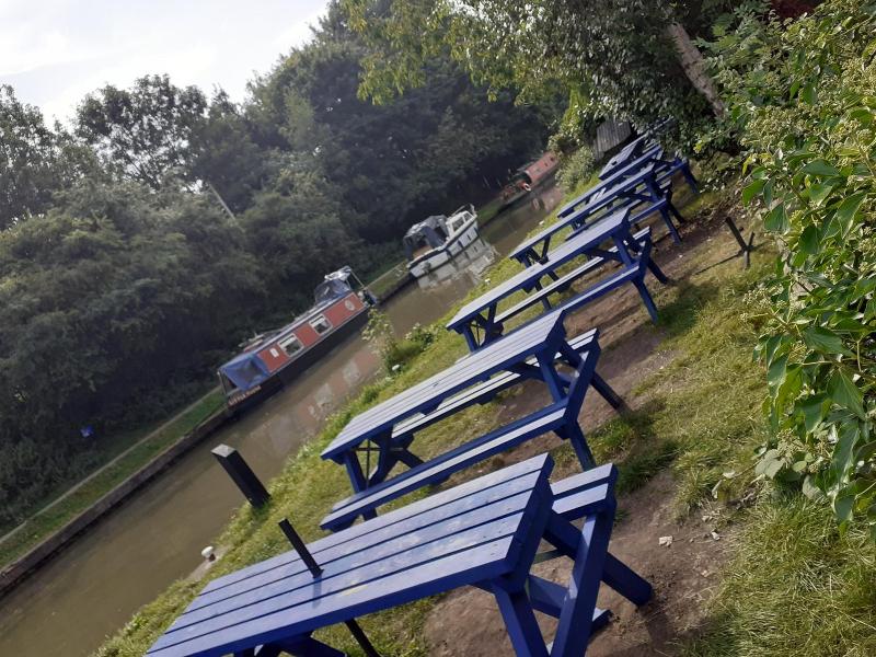 The Barge Inn - Genel