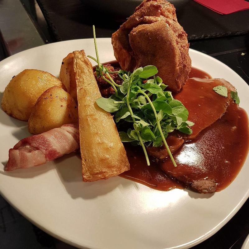 The Barge Inn - Restoran