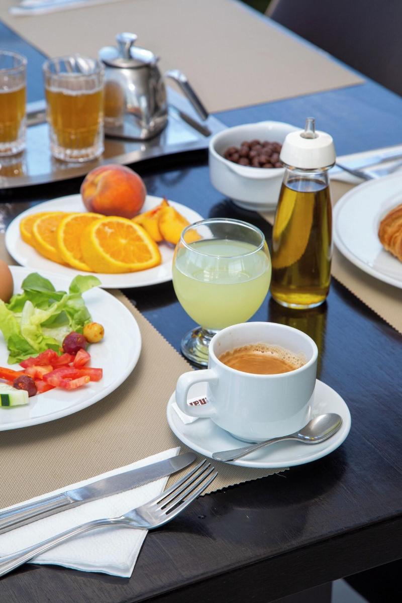 Malak Hotel - Restoran