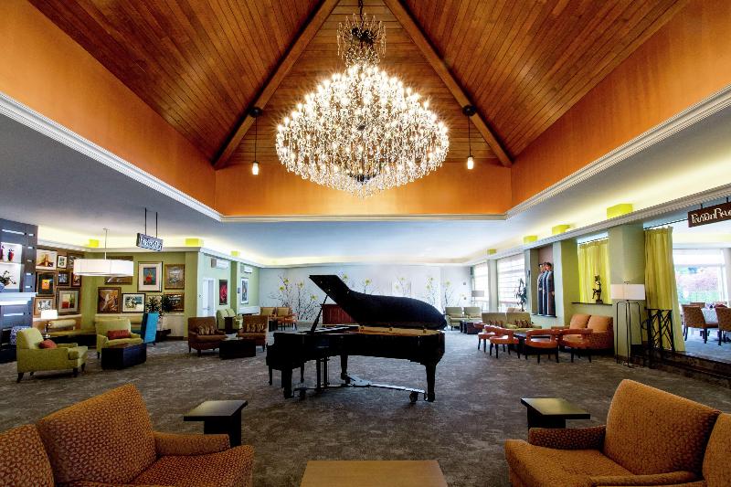 Hilton Garden Inn Staten Island - Lobi