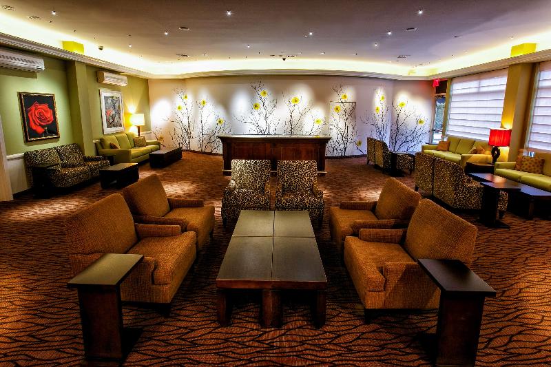Hilton Garden Inn Staten Island - Lobi