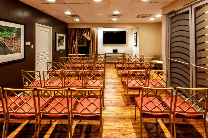 Hilton Garden Inn Staten Island - Toplantı