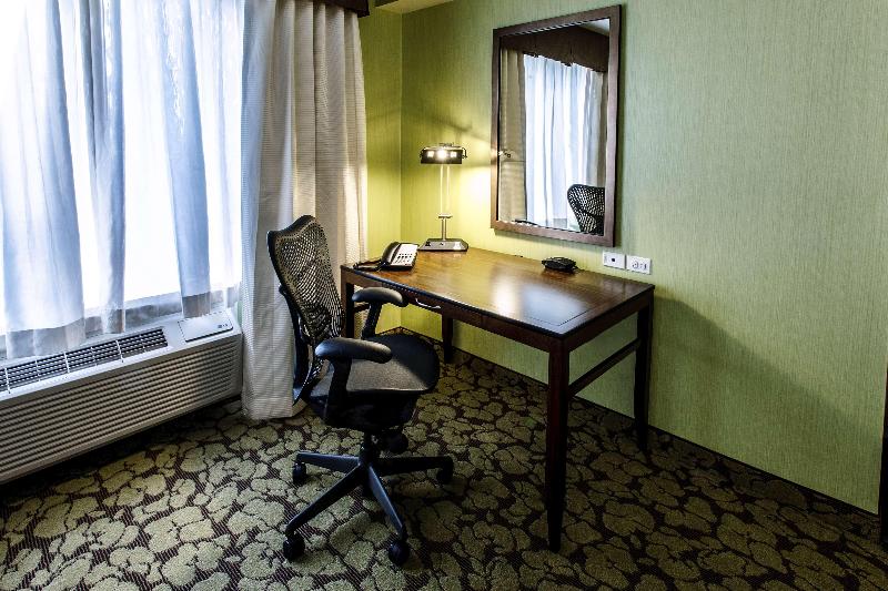Hilton Garden Inn Staten Island - Oda