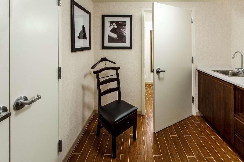 Hilton Garden Inn Staten Island - Oda
